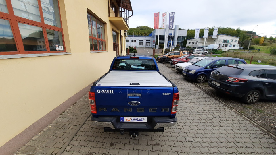 Montage Ladeflächen-Rollo auf Ford Ranger 2020
