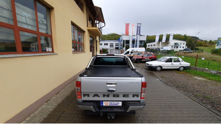 Montage Laderaum-Rollo und Überrollbügel auf Ford Ranger 2019