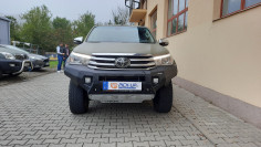 Tonneau cover, fron bumper installed on Toyota Hilux 2019 2