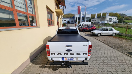 Montage Laderaum-Rollo auf Ford Ranger 2019