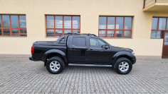 Montare Laderaumabdeckung tip capac, bullbar, reflectoare pe Nissan Navada D40