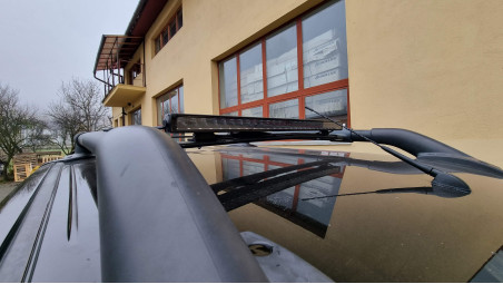Montage Laderaumabdeckung Typ Abdeckung, Frontschutzbügel, Scheinwerfer auf Nissan Navada D40