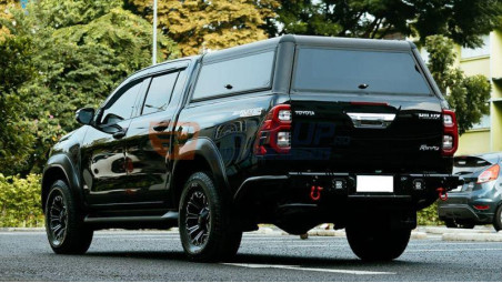 Keménytetős Toyota Hilux 2015-2025 TOU PU