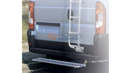 GALVANIZED STEEL REAR STEP