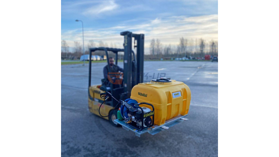 Mobile Waschplattform mit Druckpumpe 600L FOR MPW