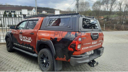 Keménytetős Toyota Hilux 2015-2025 GLCA CMXW Cert RAR