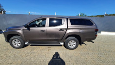 Canopy installed on Mitsubishi L200 2020 2