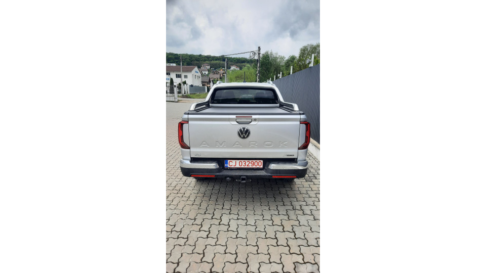 Montage Laderaum-Rollo Volkswagen Amarok 2023