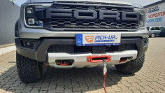 Csörlőtartó, csörlőtartó, haspáncél, reflektorok a 2023-as Ford Ranger Raptoron 2