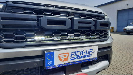 Montage Seilwinde, Seilwindenhalterung, Unterfahrschutz, Scheinwerfer auf Ford Ranger Raptor 2023