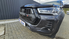 Montare capitonaj bena, rulou, rollbar, bare transversale, defl. geam pe Toyota Hilux GR Sport 2
