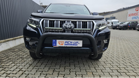 Montage Frontschutzbügel und Scheinwerfer auf Toyota L15 (150) Land Cruiser 2023