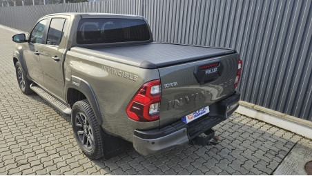Bukócső felszerelése a Toyota Hilux 2021-re