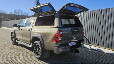 Montage hardtop auf Toyota Hilux 2022