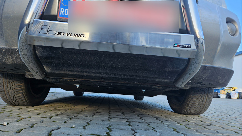 Montage Frontschutzbügel und Motorschutzplatte auf Nissan X-Trail 2008