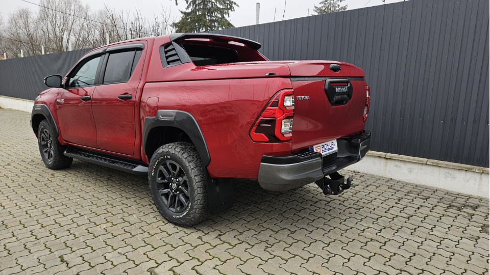 Bed liner, window visors, tonneau cover installed on Toyota Hilux 2023