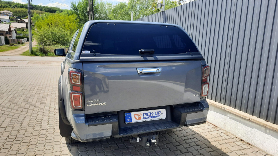 Montage hardtop auf Isuzu D-Max 2023