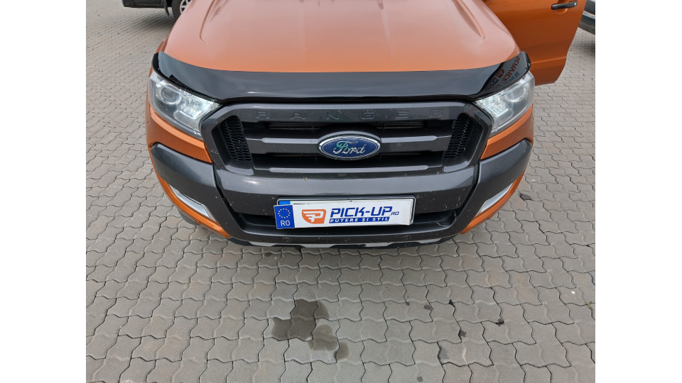 Ablakterelő, motorháztető és redőnyrásegítő felszerelése a Ford Ranger Wildtrak 2018-ra