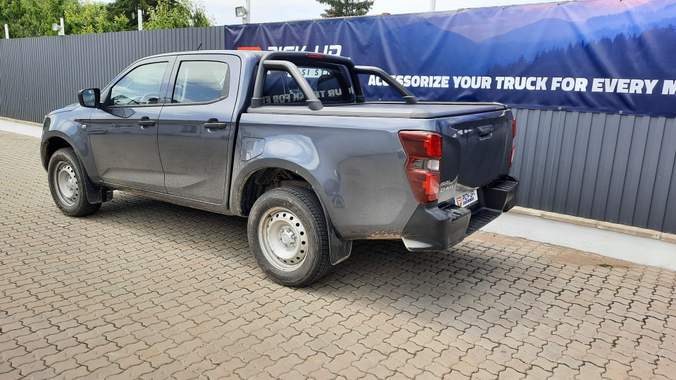 Bukócső és bukócső felszerelése Isuzu D-Max 2023-ra
