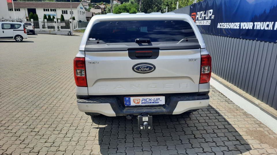 Montage hardtop auf Ford Ranger 2023