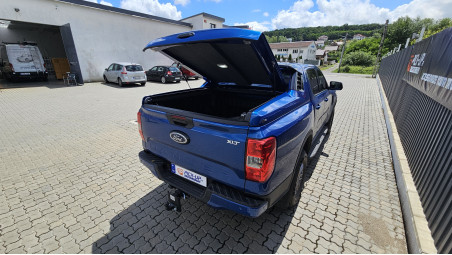 Montage Laderaumabdeckung (Klapp-Typ) auf Ford Ranger 2023