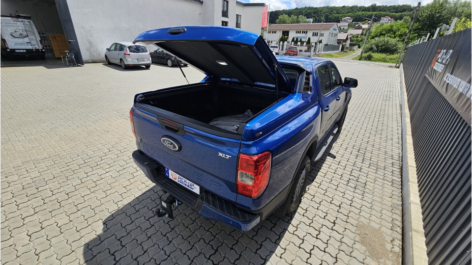 Burkolat típusú plató fedő zár beszerelése a Ford Ranger 2023-ra
