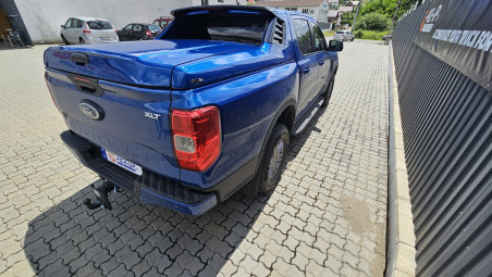 Montage Laderaumabdeckung (Klapp-Typ) auf Ford Ranger 2023