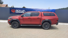 Canopy installed on Toyota Hilux 2024