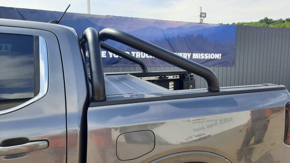 Bukócső és bukócső felszerelése a Ford Ranger 2023-ra