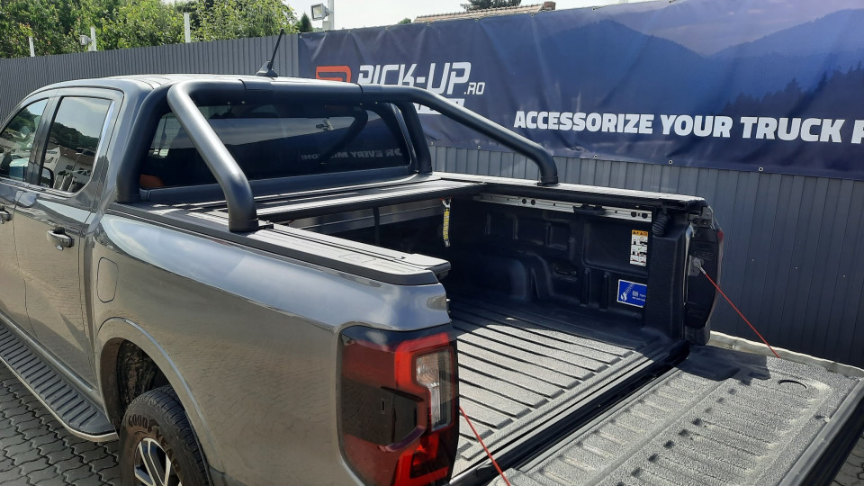 Bukócső és bukócső felszerelése a Ford Ranger 2023-ra