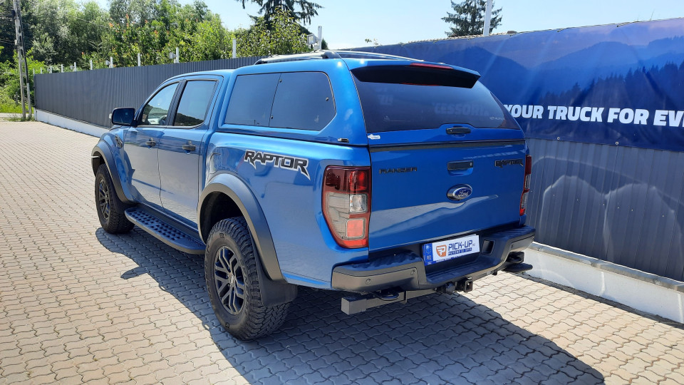 Keménytetős telepítés a 2021-es Ford Ranger Raptorra