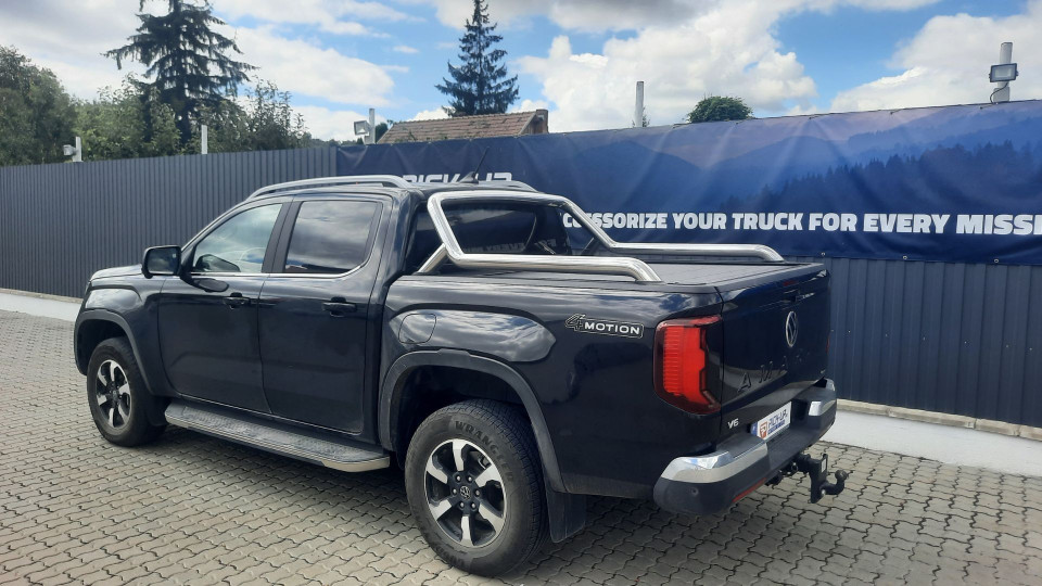 Montage Laderaum-Rollo Volkswagen Amarok 2023