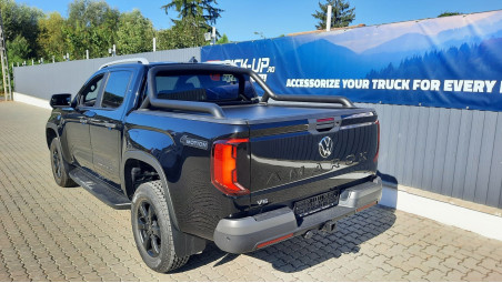 Montage Laderaum-Rollo Volkswagen Amarok 2023