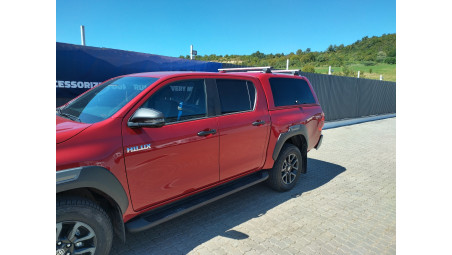 Montage Hardtop und Laderaumauskleidung auf Toyota Hilux 2020