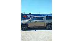 Keménytető / Felépítmény telepítés a Toyota Hilux 2020-ra