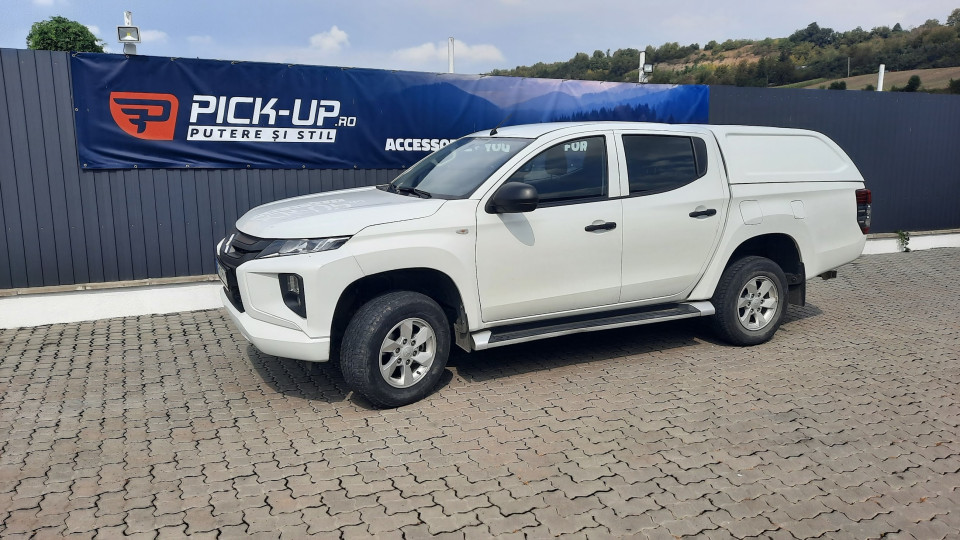Montage hardtop auf Mitsubishi L200 2019