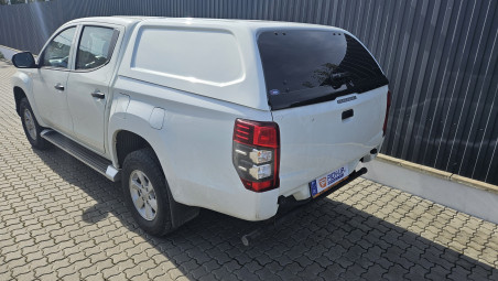 Montage hardtop und Laderaumauskleidung auf Mitsubishi L200 2020