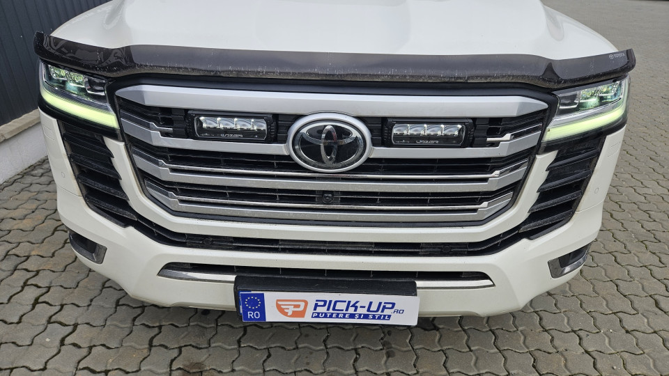 Montage Motorhauben-Windabweiser und reflector auf Toyota Land Cruiser