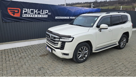 Montage Motorhauben-Windabweiser und reflector auf Toyota Land Cruiser