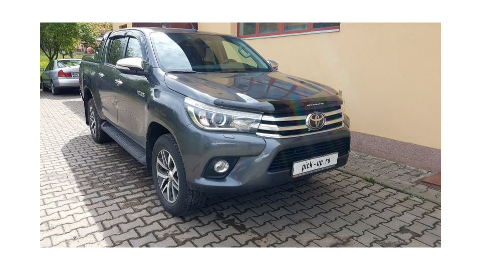 DEFLECTOR CAPOTA EGR TOY HILUX 2015+