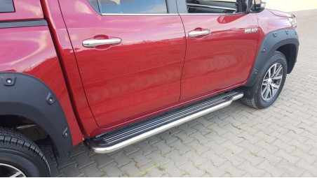 P 410 TOYOTA HILUX OLDALSÜLÉS