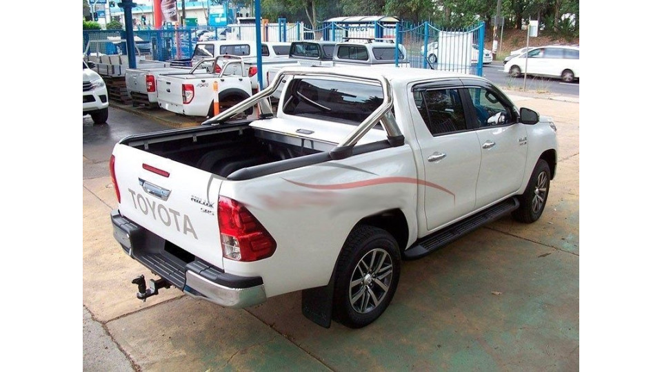 Csomagtérajtó zárás Toyota Hilux 2015-2025 MT RU