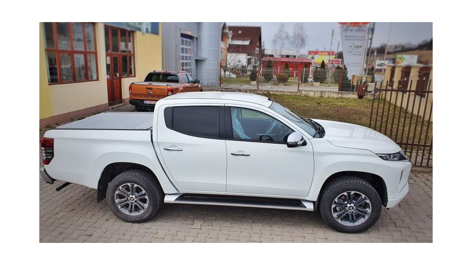 Laderaum-Rollo Mitsubishi L200 2015-2022 MT RU
