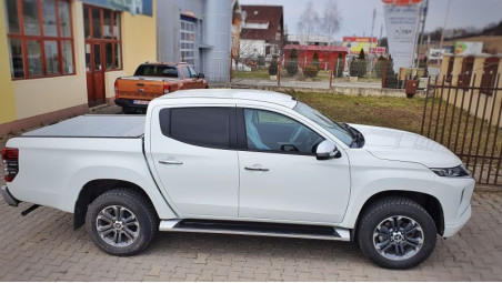 Laderaum-Rollo Mitsubishi L200 2015-2022 MT RU