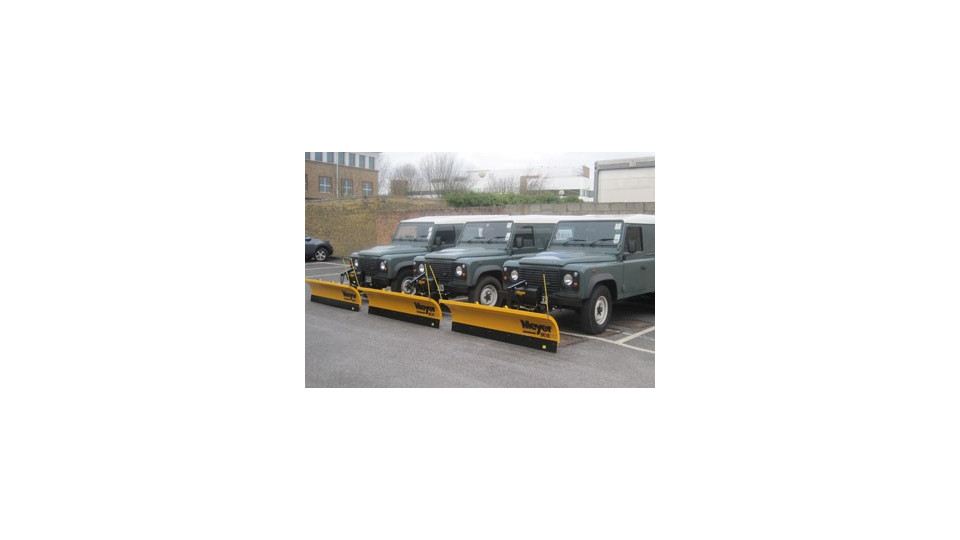 Snow plough 28220 16630-16632Salt spreader Medie