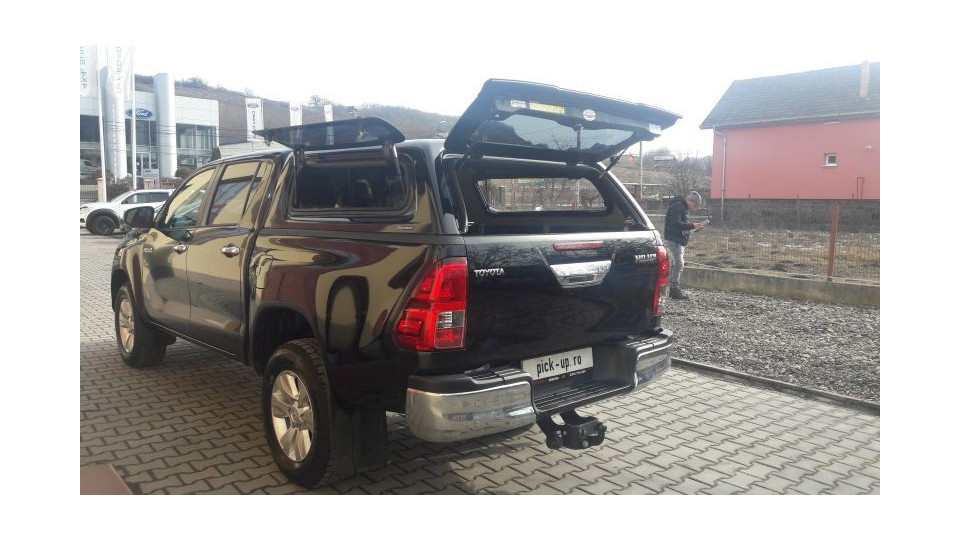 KEMÉNYTETŐ / FELÉPÍTMÉNY AK GSE-L TOYOTA HILUX 2016+