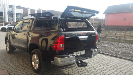 KEMÉNYTETŐ / FELÉPÍTMÉNY AK GSE-L TOYOTA HILUX 2016+