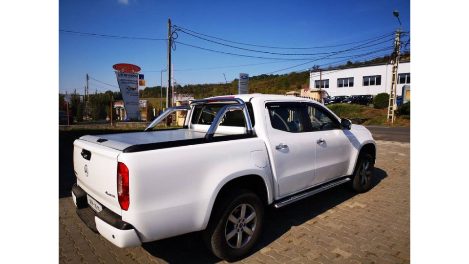 Nissan Navara NP300 2016-2022 MT RU rolózár