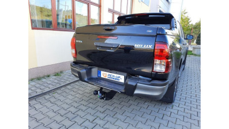 2022 Toyota Hilux vonóhorog AUG 39034SF