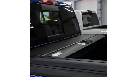 AK ISUZU D-MAX 2019- FEKETE ROLLER